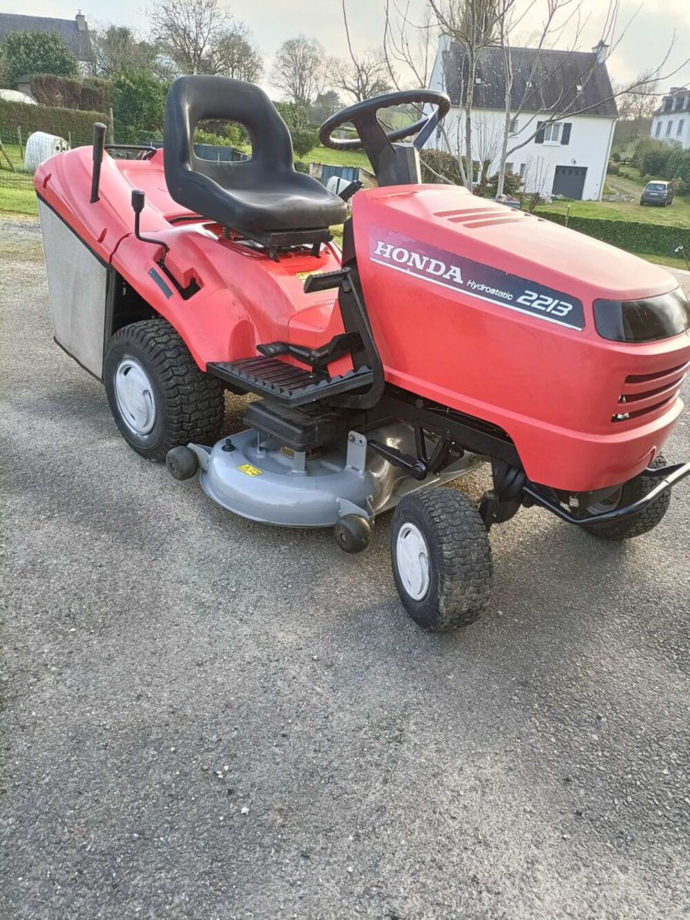 tracteur tondeuse Honda Jardin