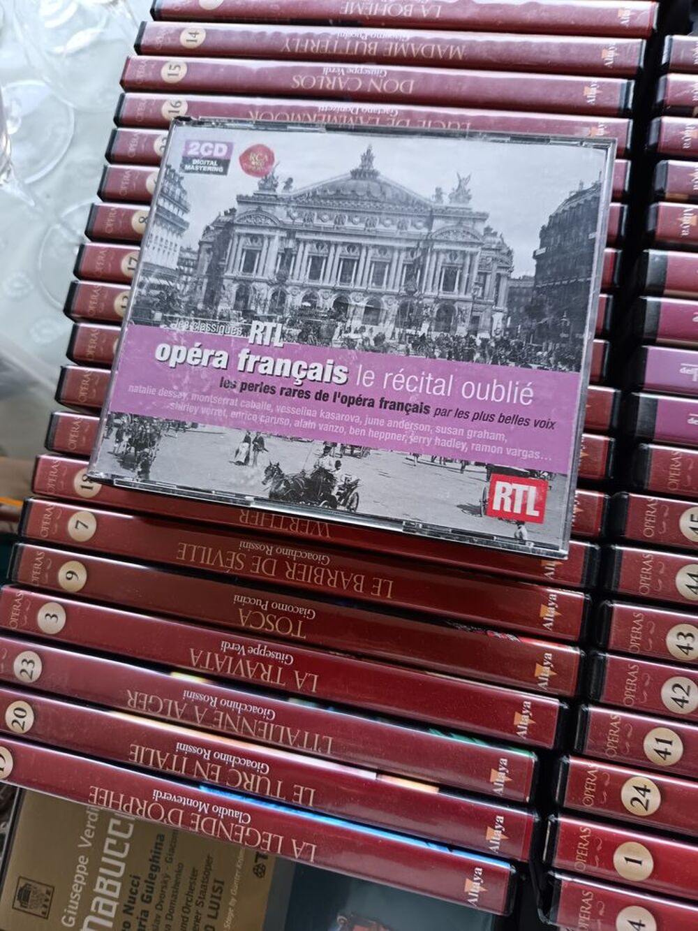 DVD opera Photos/Video/TV