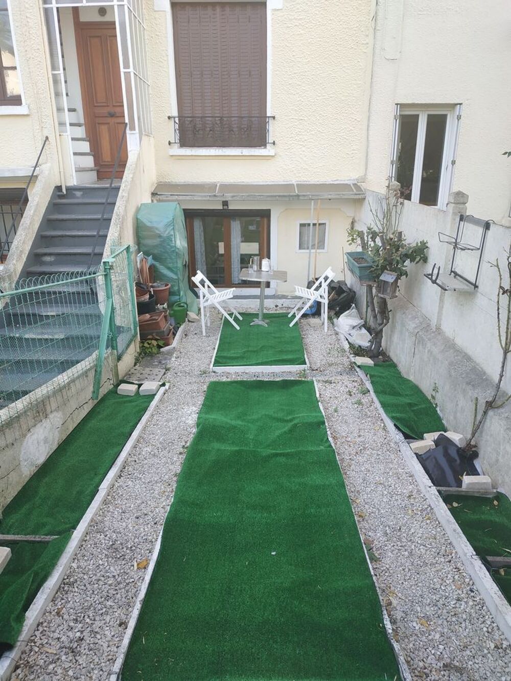 Location Appartement Studio meublé avec jardin privatif-parking Rueil-malmaison