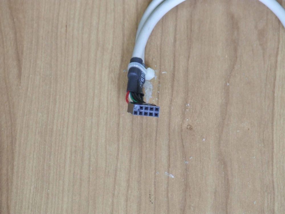 (Hub interne PC) 2 sorties USB, TBE Matériel informatique