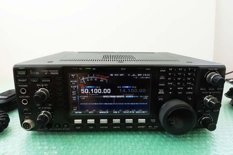 Emetteur-Recepteur ICOM IC-7600 1000 Pau (64)