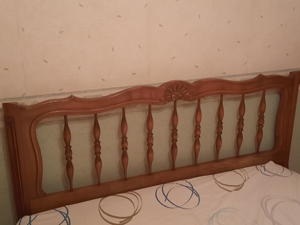 ARMOIRE en merisier massif (seule ou avec lit et chevet) Meubles