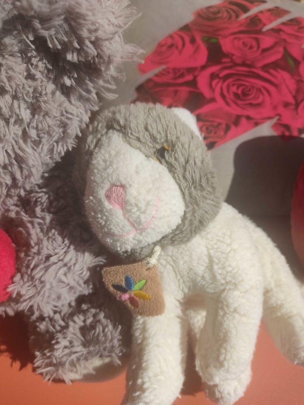 Lot peluche et coussin Décoration