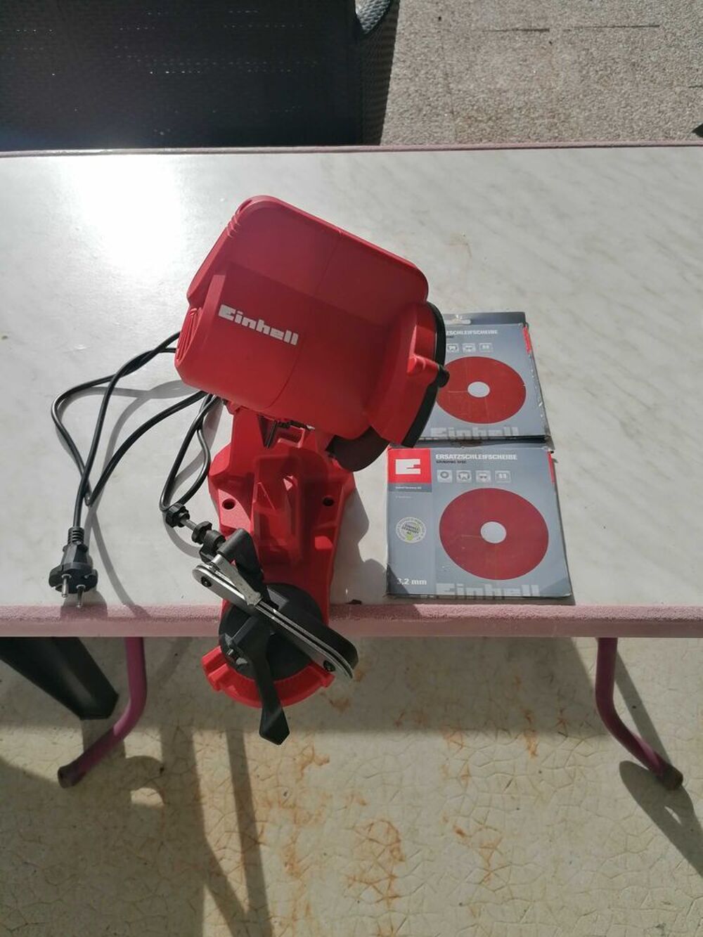 aff&agrave; "teuse cha&icirc;ne Einhell Bricolage