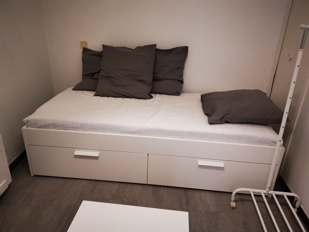 Location Appartement AVIGNON CENTRE studio 340 € charges comprises Avignon