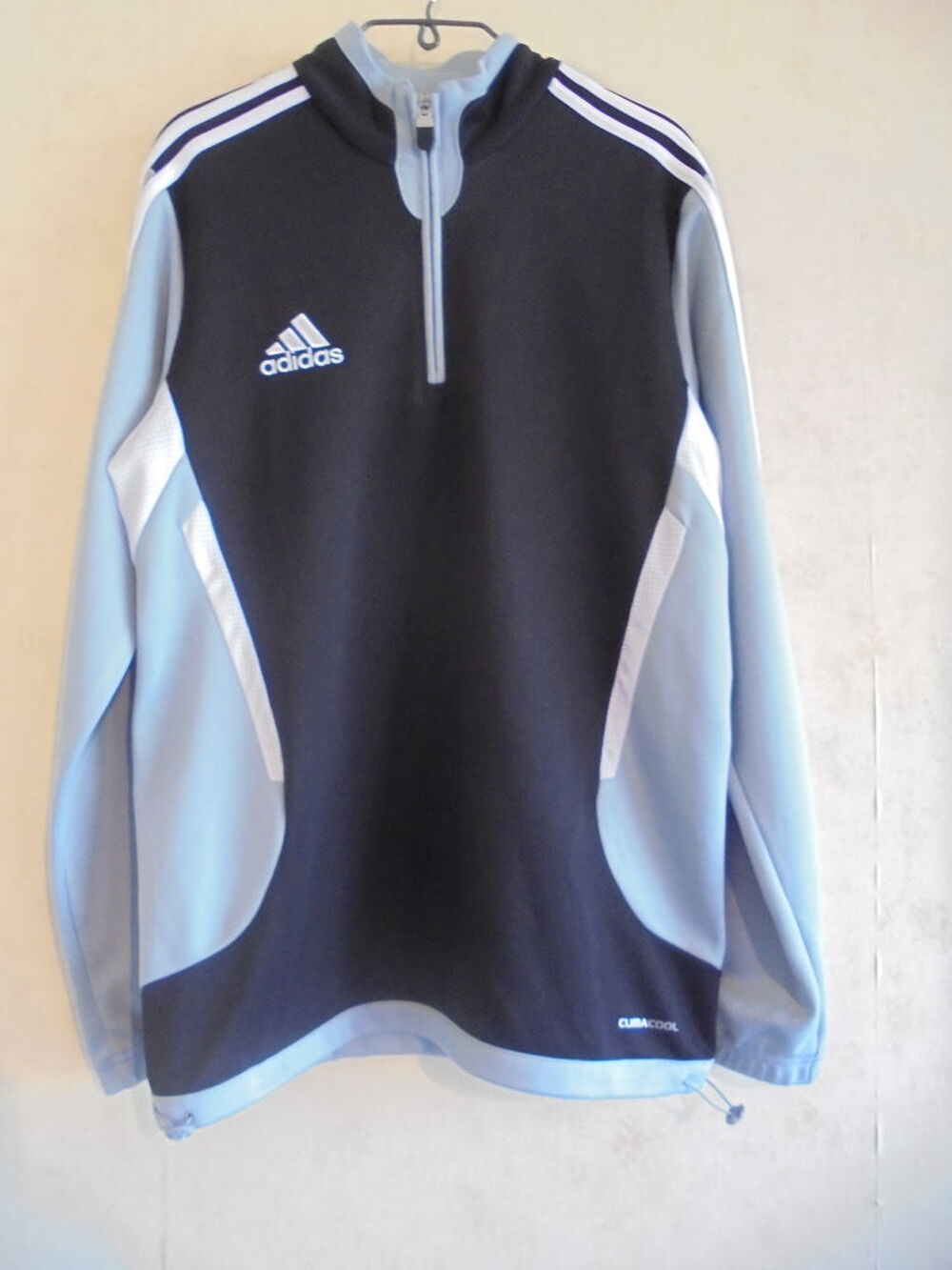 Sweat-shirt Adidas (22) Vêtements