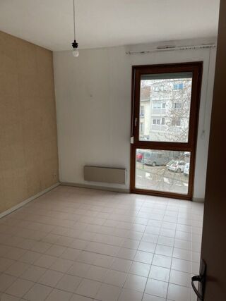  Appartement à louer 3 pièces 62 m²
