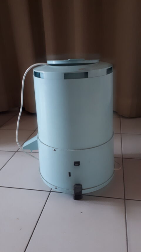  L'essoreuse Calor  devenue collector 0 Lyon 8 (69)