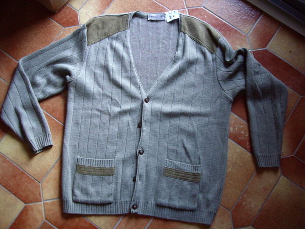 Gilets Homme Taille 5 &agrave; 2 € Vêtements