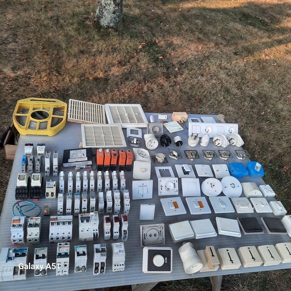 Mat&eacute;riel &eacute;lectrique divers Bricolage