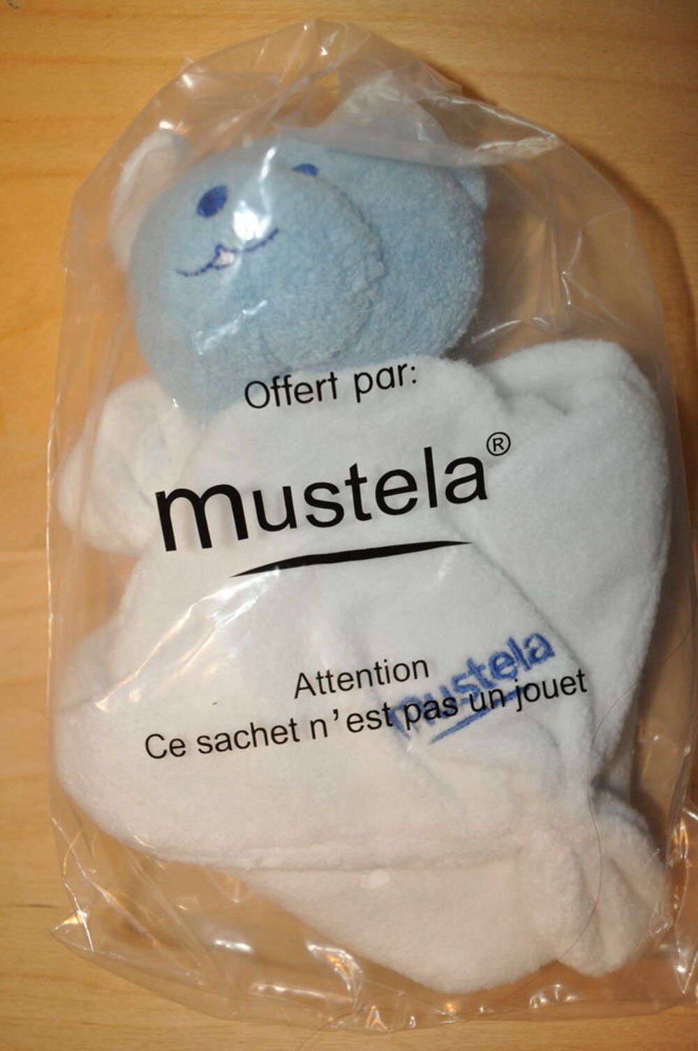 Donne doudou Mustela neuf (lire l'annonce avant de r&eacute;pondre) Jeux / jouets