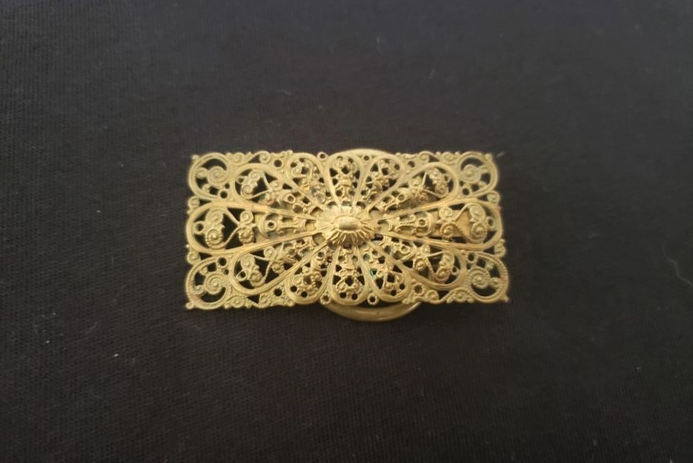 Pince &agrave; foulard filigrane art nouveau Bijoux et montres