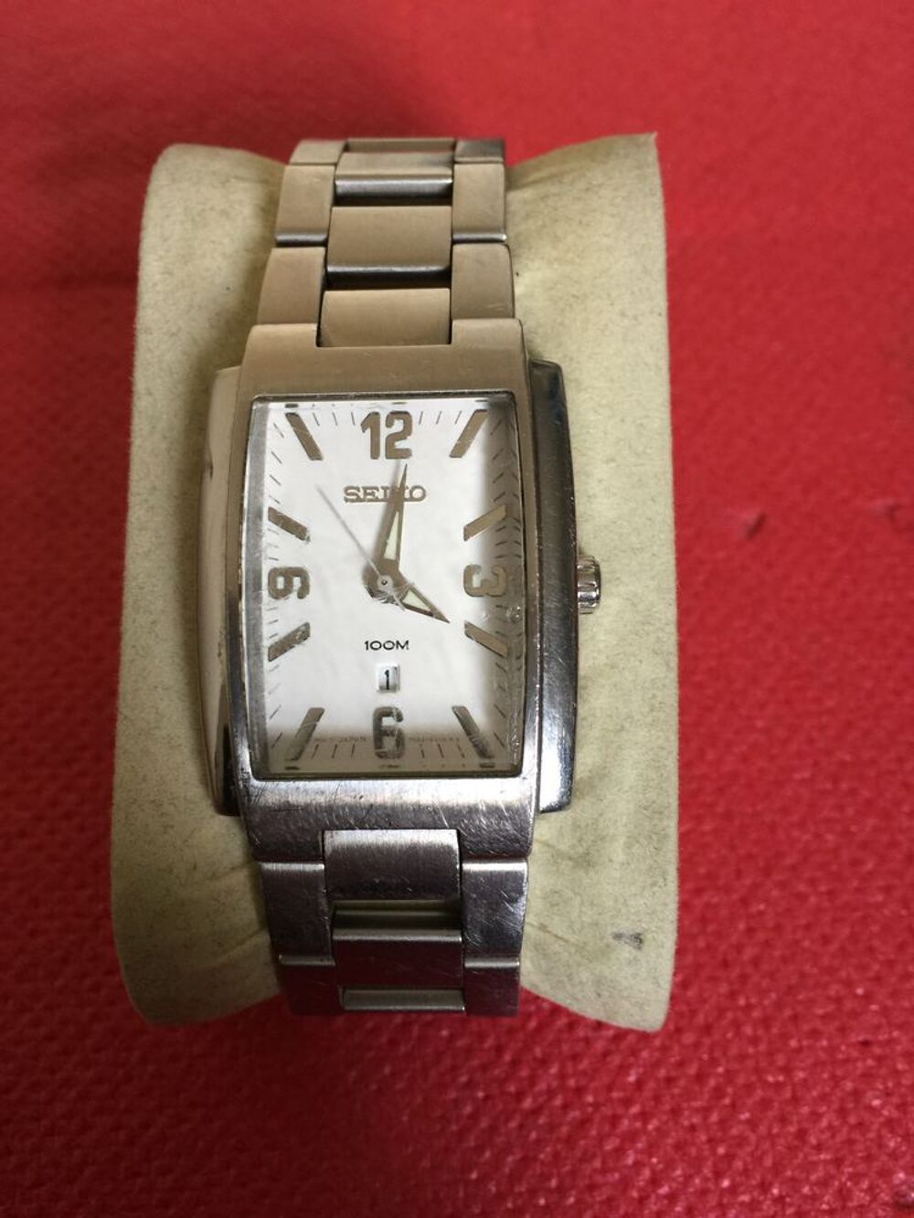 SEIKO TANK Quartz 7N82-5A00 Bijoux et montres