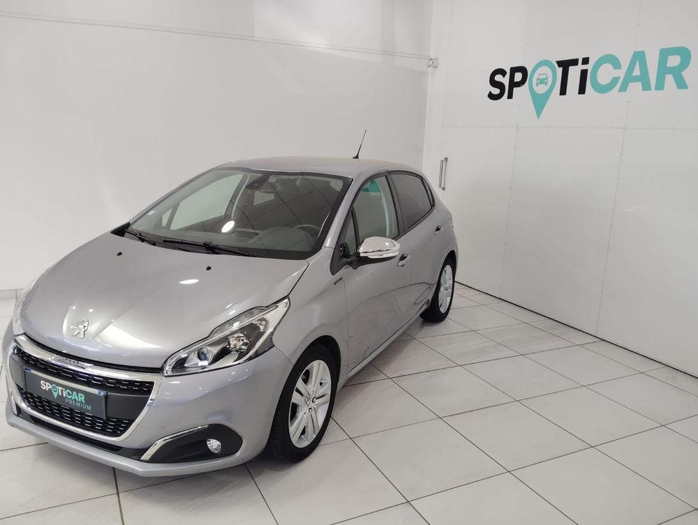208 PureTech 82ch S&S BVM5 Signature 2019 occasion 63300 Thiers