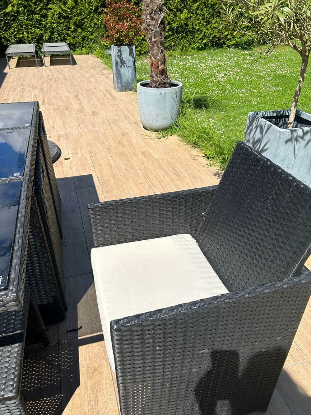 Table et fauteuil de jardin Jardin