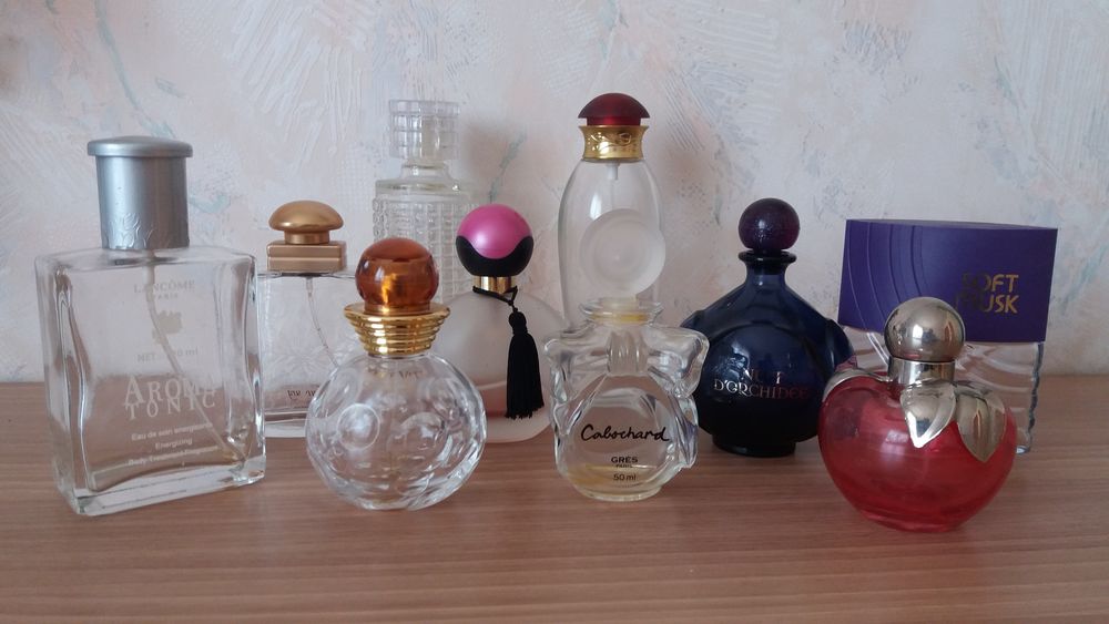 Lots de flacons parfum 
