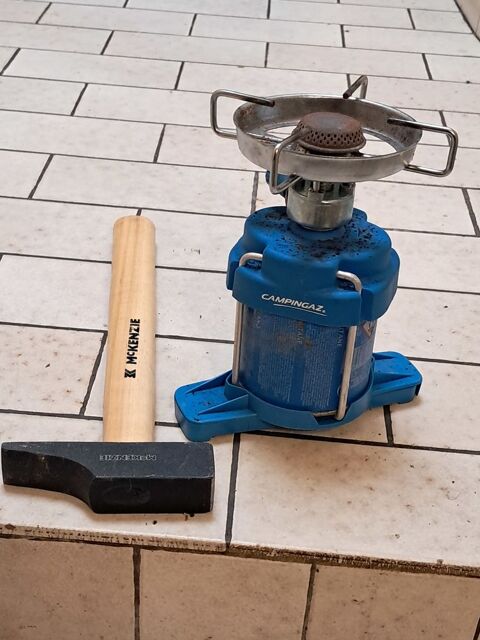 Rchaud  campingaz +marteau 18 Laon (02)