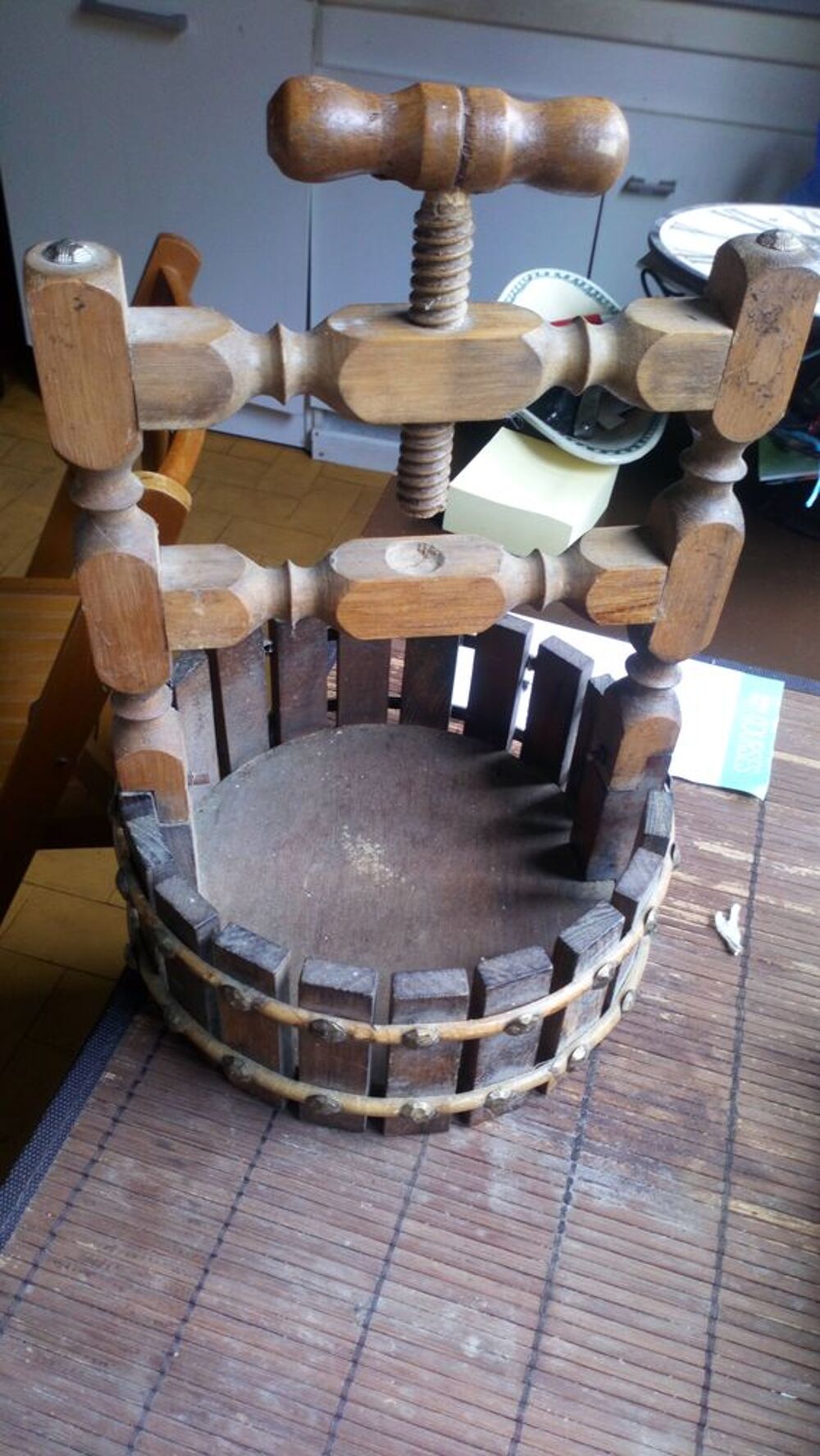 ancien presse noix 