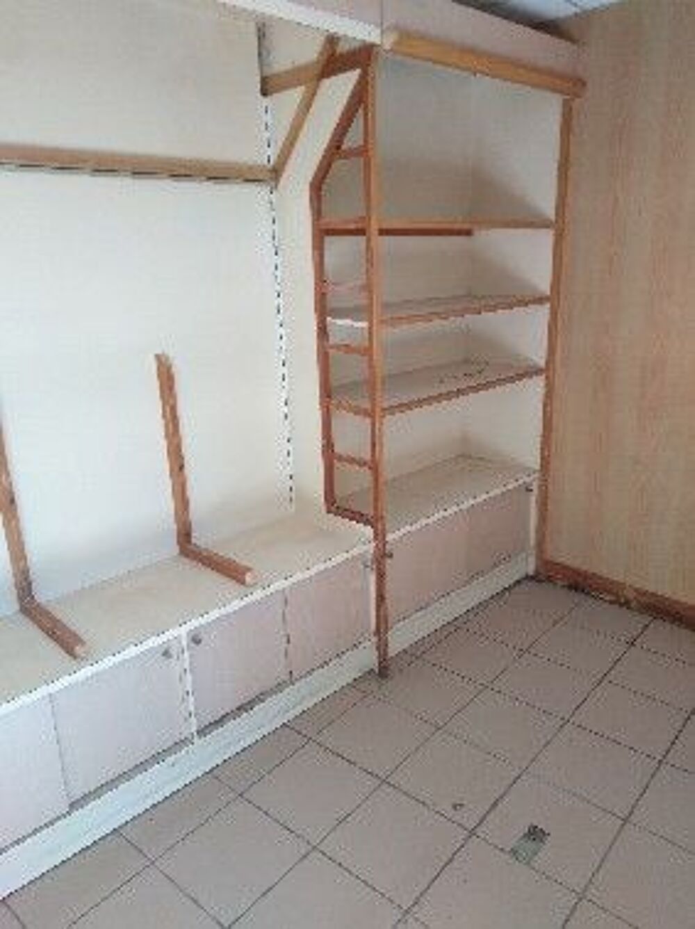 Vente Investisseur murs commerçiaux Figeac