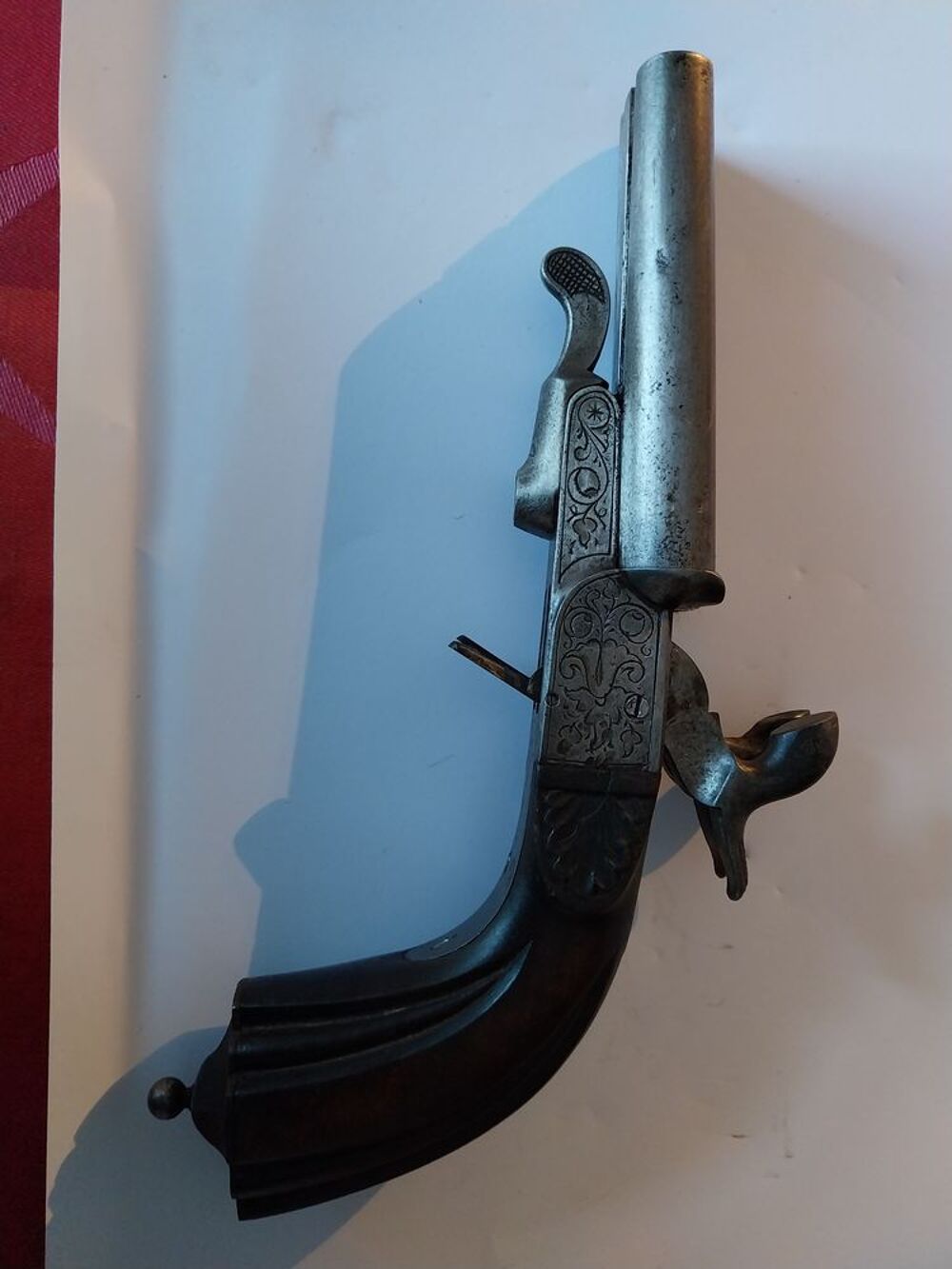 Pistolet de v&eacute;nerie &agrave; broches calibre 11mm avec 4 cartouches Sports