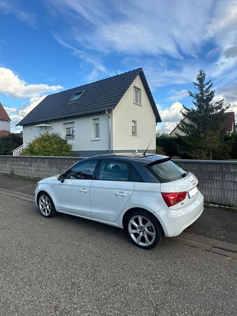 Audi a1 1.6 TDI 90ch Boîte Auto S- tronic 