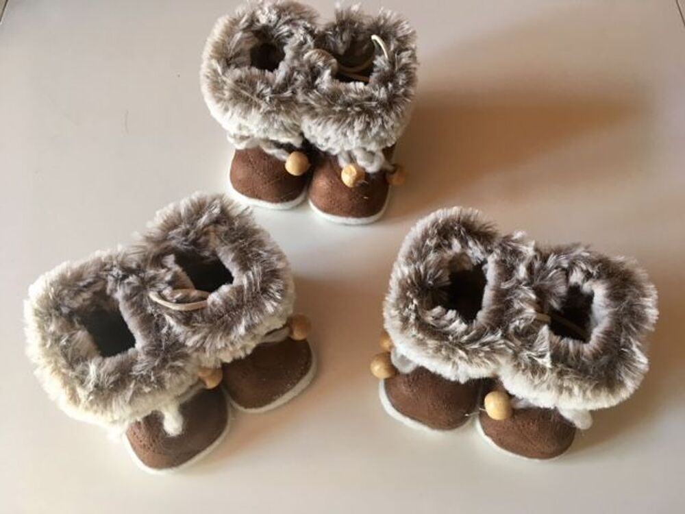 LOT DE 3 BOTTES FOURREES CHOCOLAT Décoration