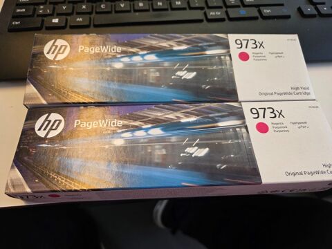 2 cartouches magenta/rouge hp PageWide 973X 160 Collonges-sous-Sal�ve (74)