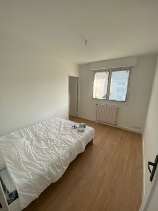  Maison  louer 9 pices 139 m