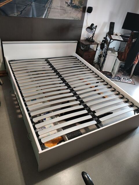 Lit 140x190 avec 2 tiroirs + 1 niche de rangement 40 Charleville-M�zi�res (08)