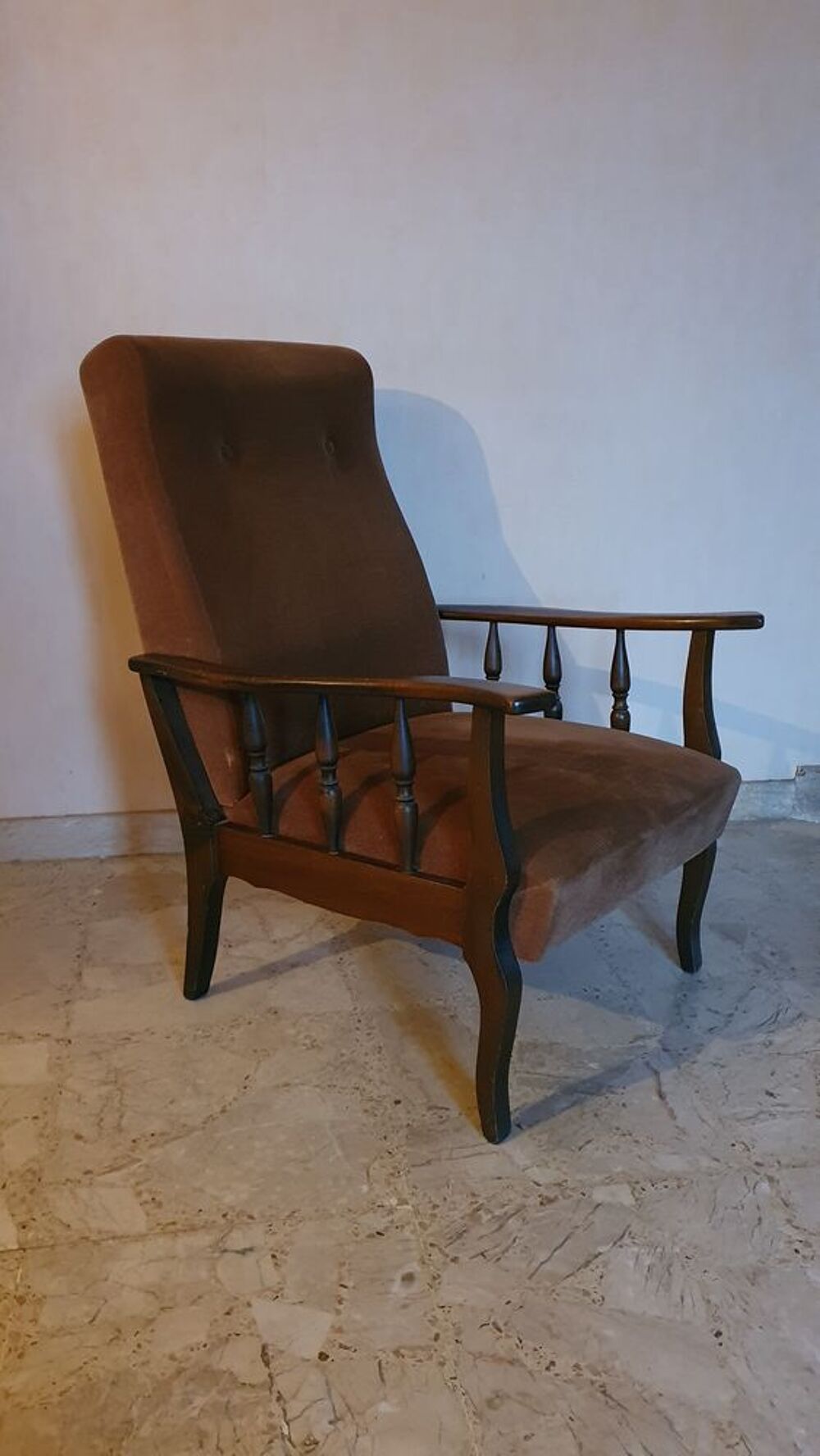 Lot de 2 fauteuils en bois et tissu velours marron Meubles