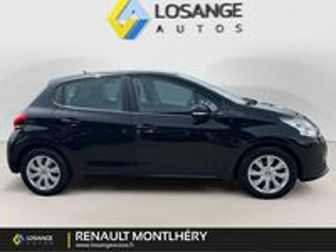 208 1.6 BLUEHDI 75 BVM5 PREMIUM PACK 2017 occasion 91310 Montlh&eacute;ry