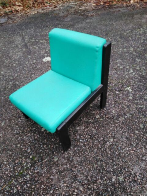 fauteuil de sale d attente en bois et simili cuire 49 Villeurbanne (69)