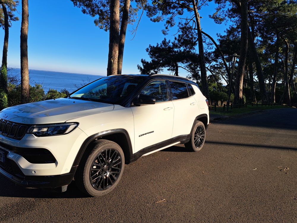 Compass 1.3 PHEV T4 240 ch 4xe eAWD Limited 2023 occasion 33950 L&egrave;ge-Cap-Ferret