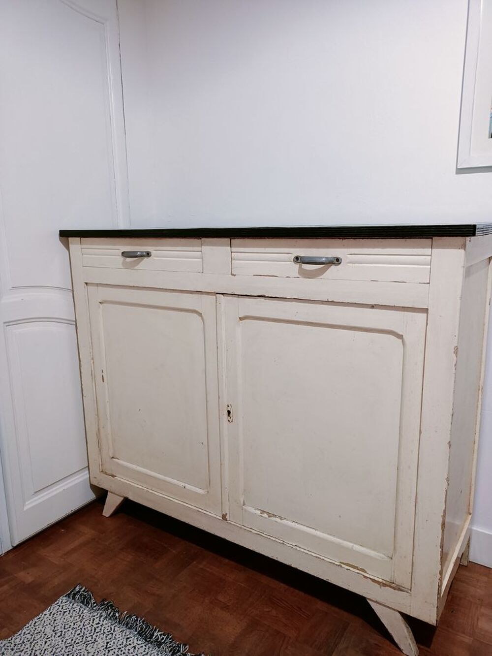 Buffet parisien Meubles