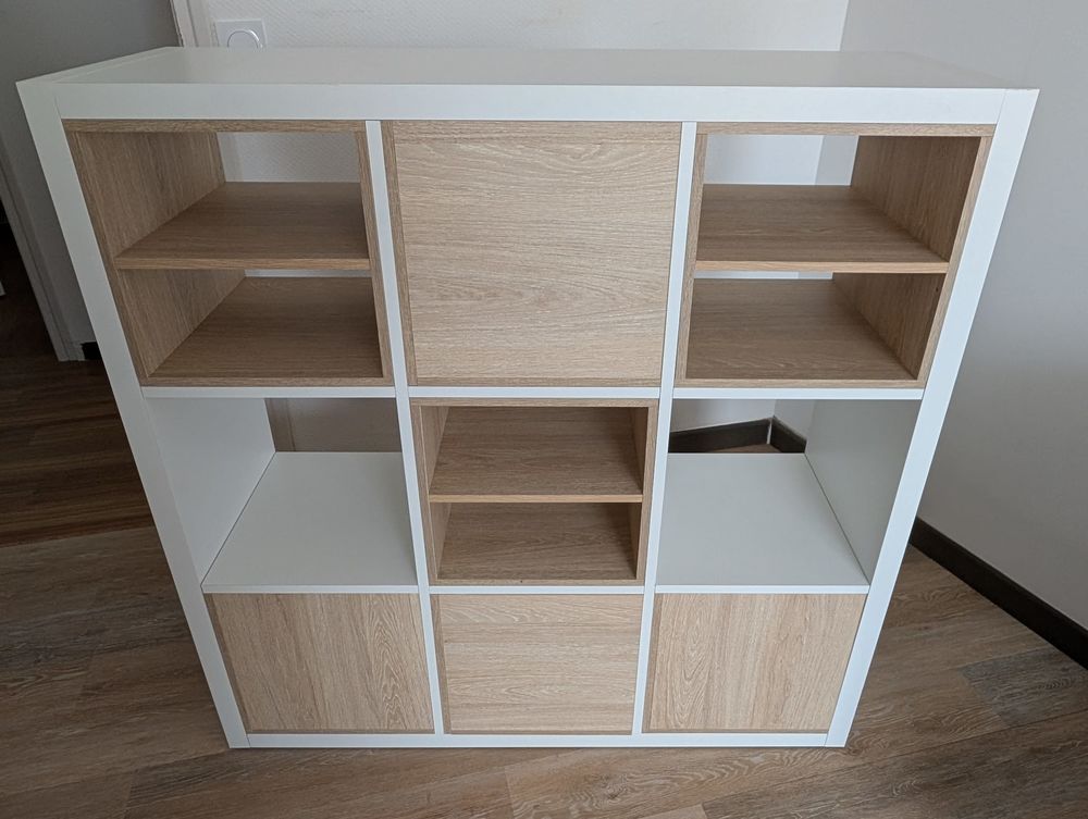 &Eacute;tag&egrave;re cubique blanche et bois clair
Meubles