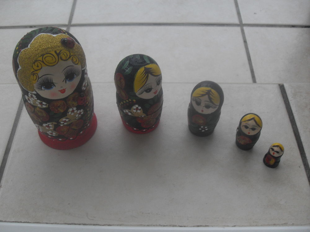 Poup&eacute;es Russe 