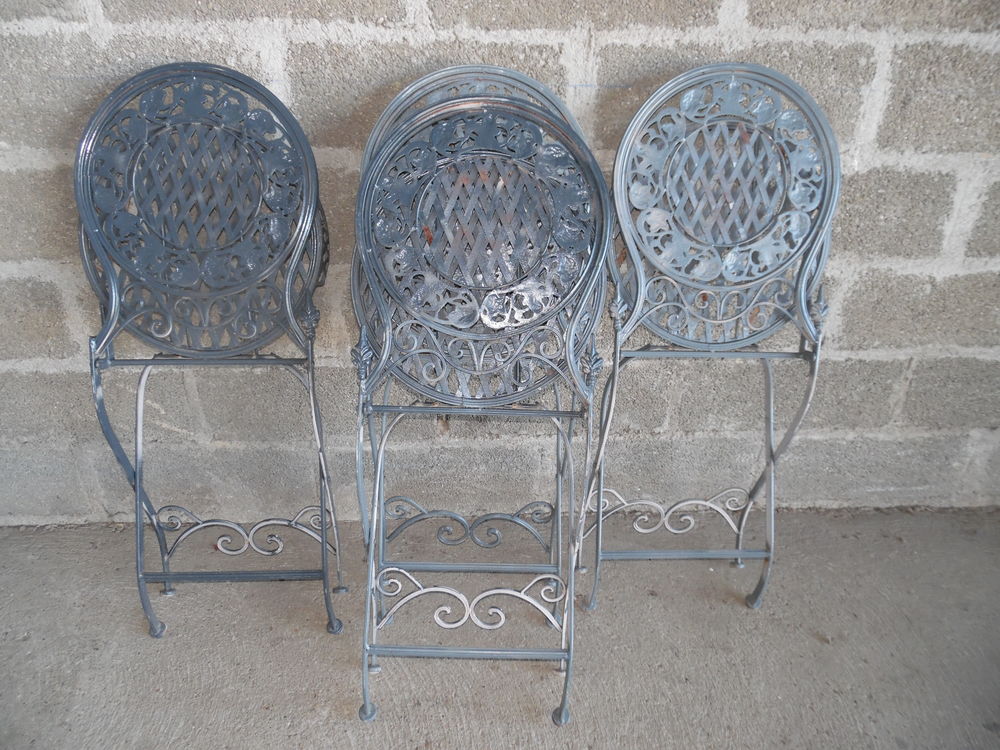 SALON DE JARDIN FER FORGE QUATRE CHAISES PLIANTES Jardin