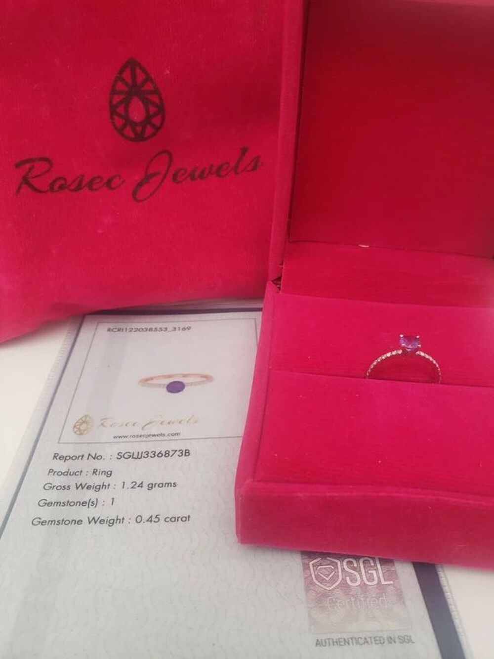 Bague or blanc 10k avec am&eacute;thyste et moissanite (T48) Bijoux et montres
