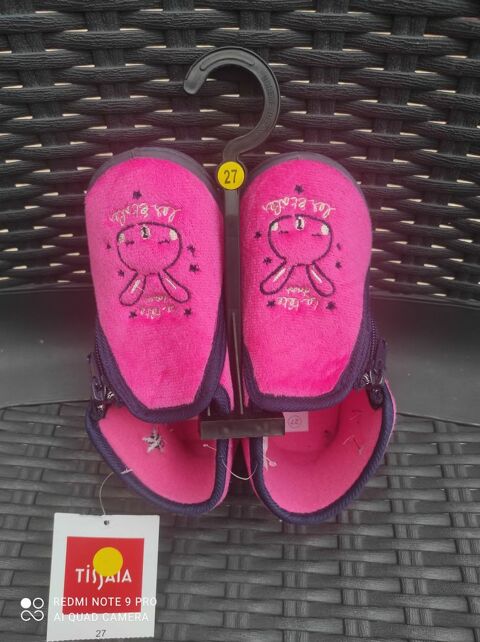 chaussons fille neufs pointure 27 Elliant (29)