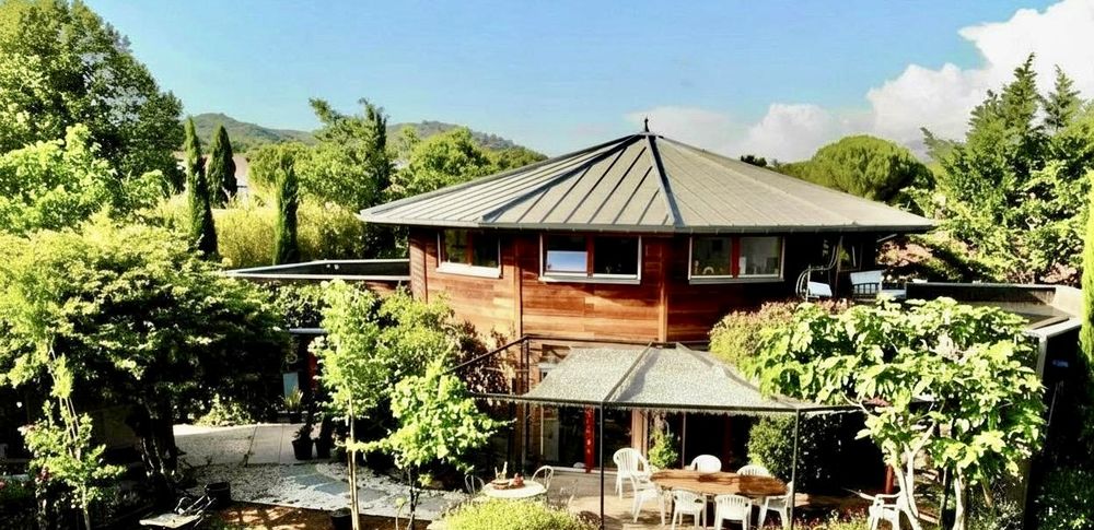 Maison 7 pièces 263 m² · à Les Angles · 263 m² · 830 000 €