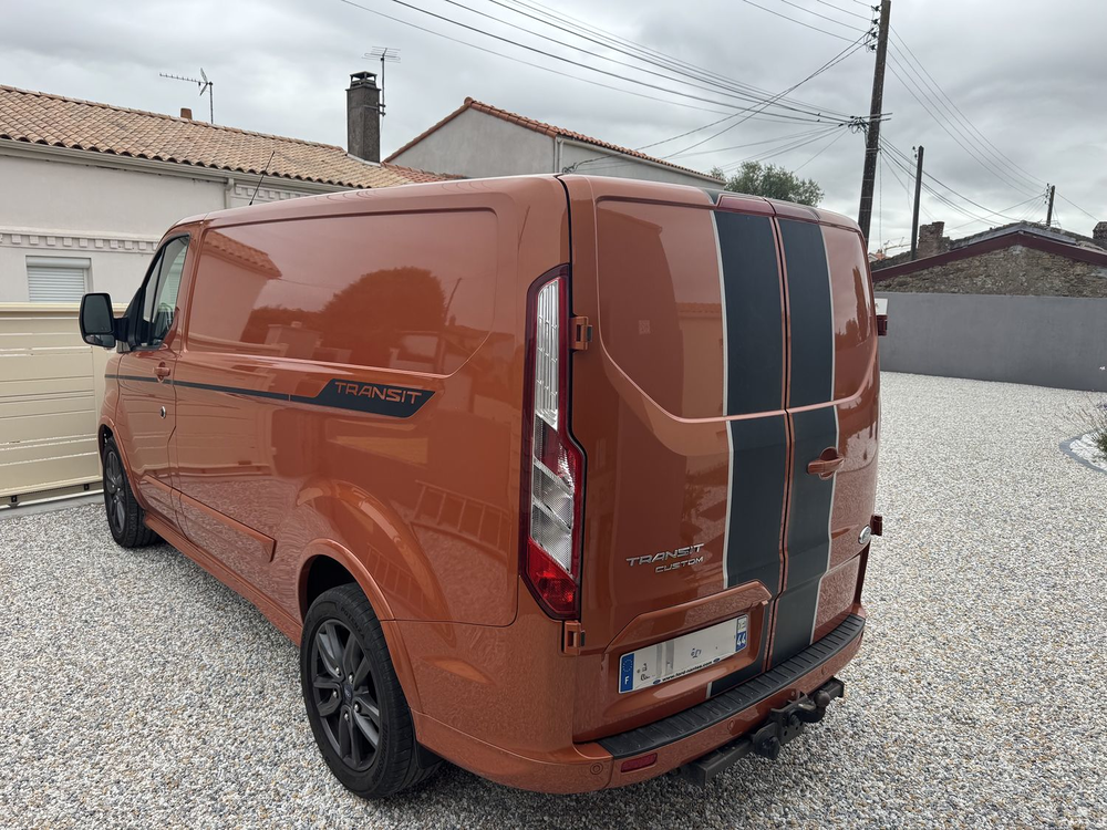 Transit Custom TRANSIT CUSTOM CA 320 L1H1 2.0 ECOBLUE 185 SPORT 2021 occasion 44330 Vallet