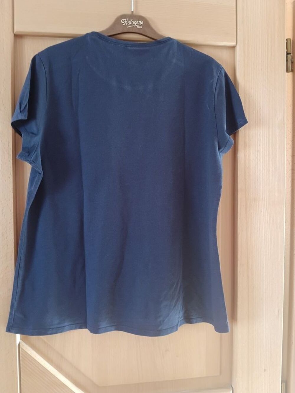 TEE SHIRT Vêtements