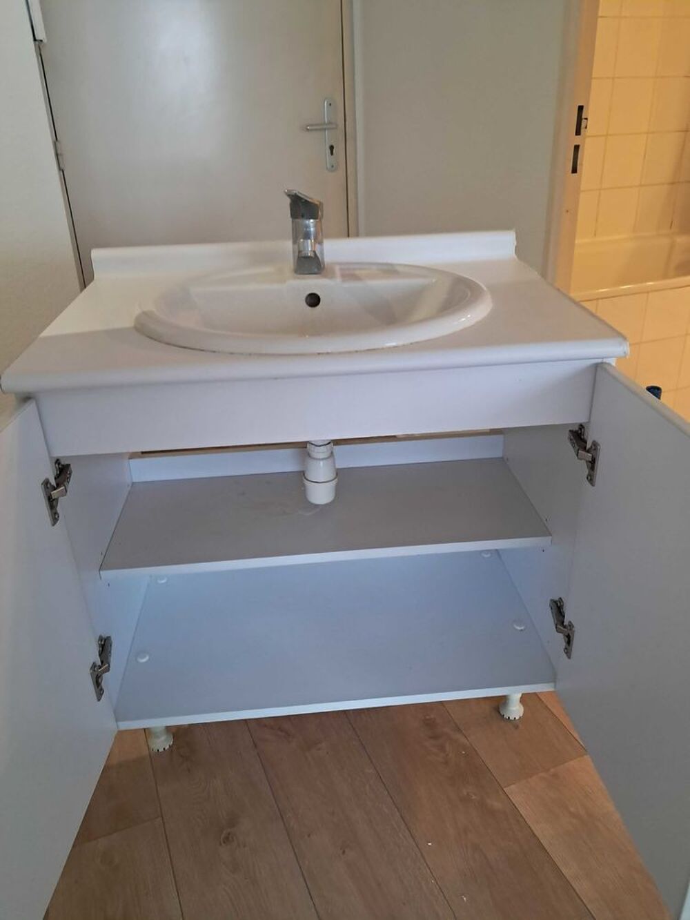 meuble vasque et vasque et mitigeur Bricolage