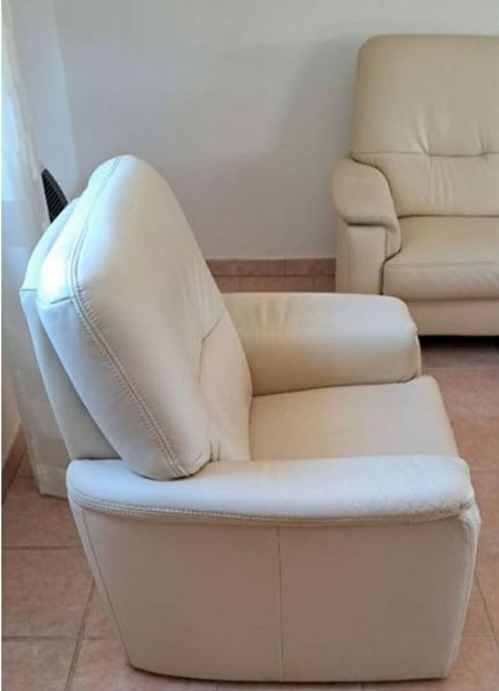 Salon en cuir ivoire Hukla Meubles
