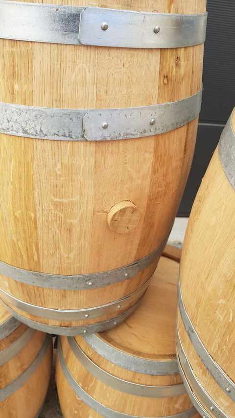 Barriques ch�ne 30 litres et 50 litres 110 Niort (79)