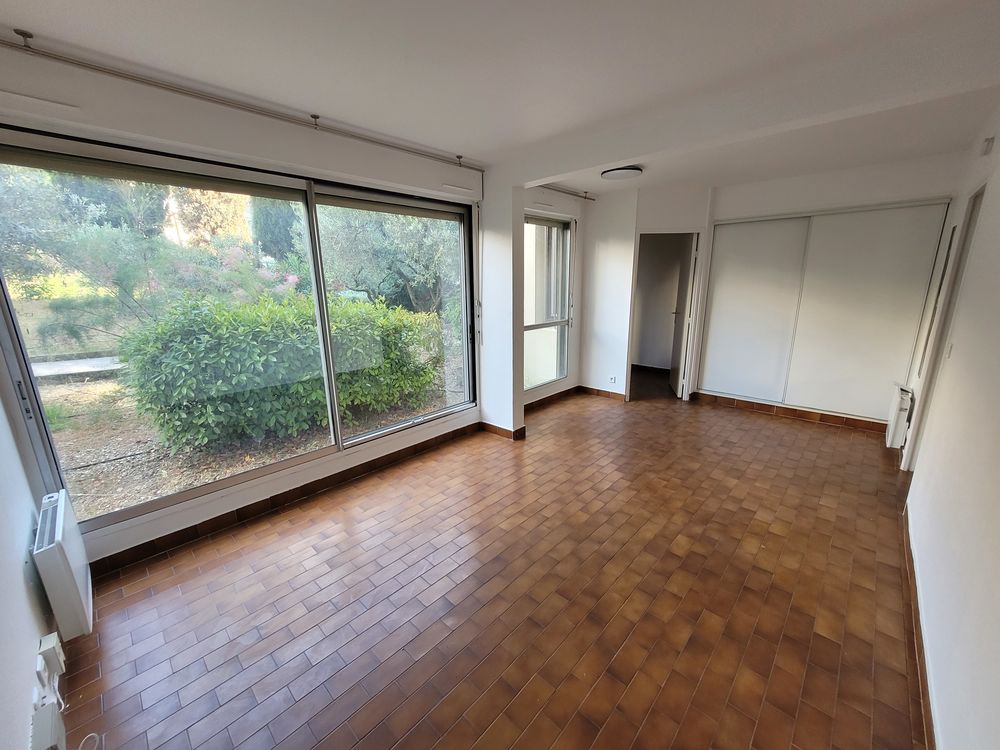 Vente Appartement T1 spacieux 27,84 m² avec cuisine indépendante Montpellier