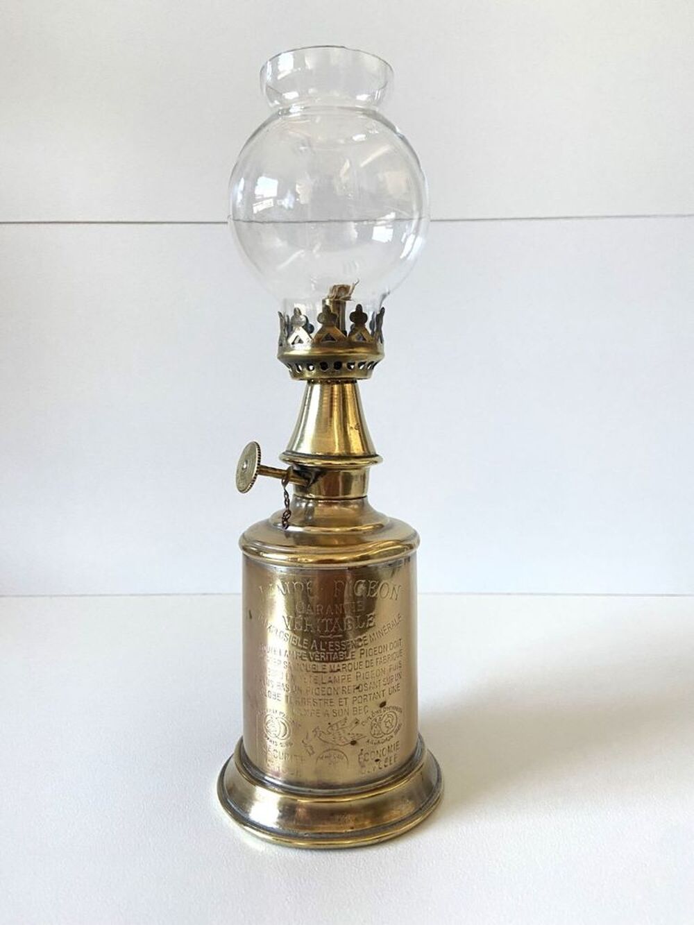 Ancienne Lampe Olympe &agrave; Essence "Pigeon" Art Nouveau 1885 