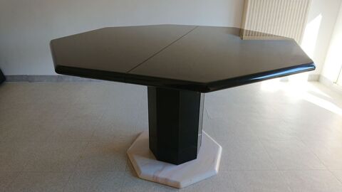 TABLE OCTOGONALE 300 Apt (84)