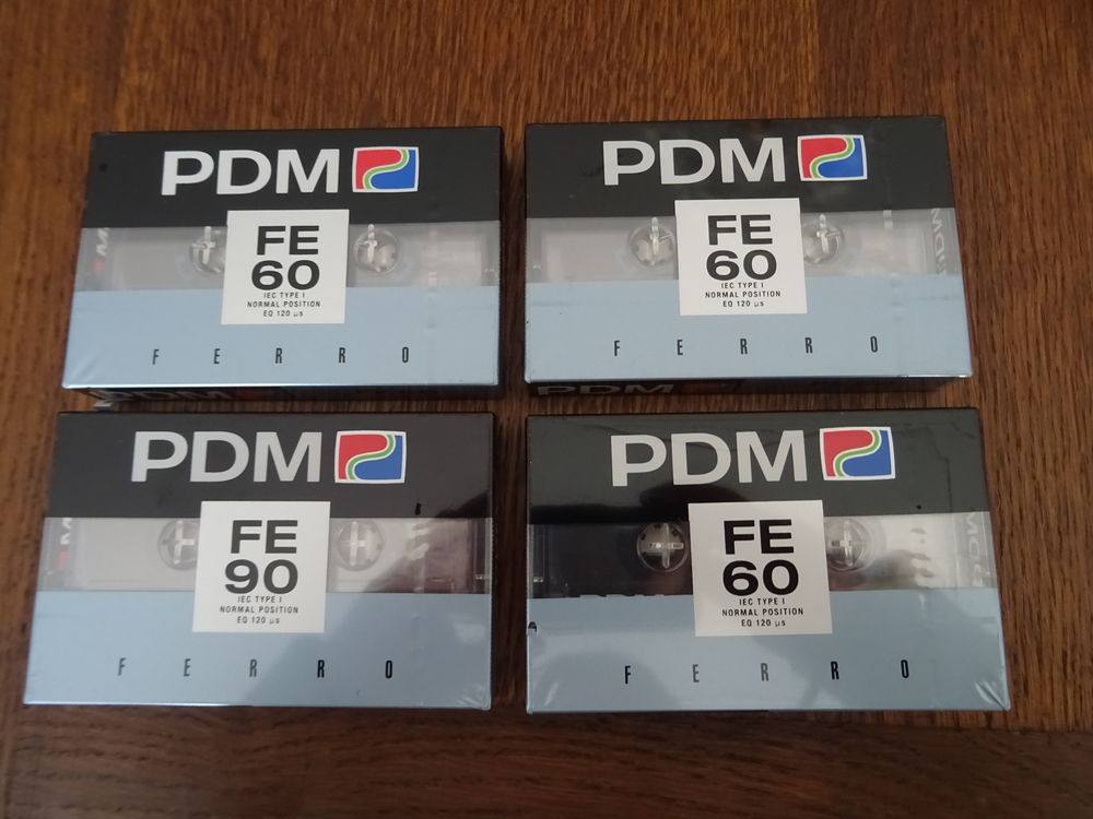 4 cassettes audio vierges neuves sous blister PDM 60 CD et vinyles