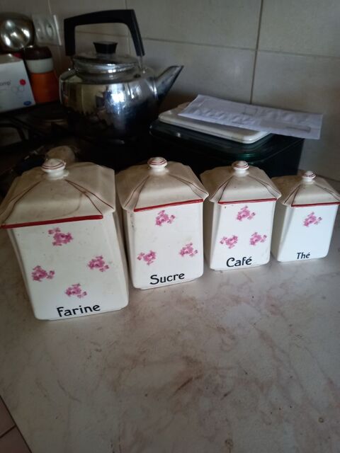 lot de pots a epices en faience  40 Nogent-le-Rotrou (28)